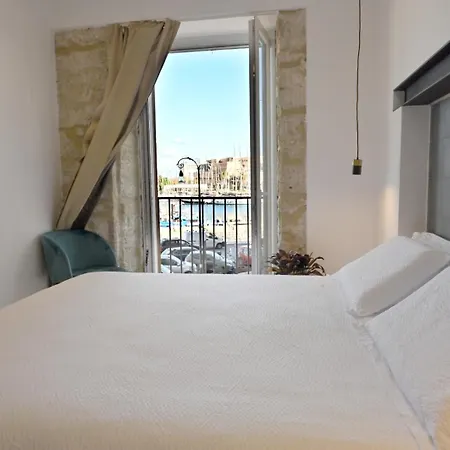 Aria Di Sale Centro Storico * Παλέρμο